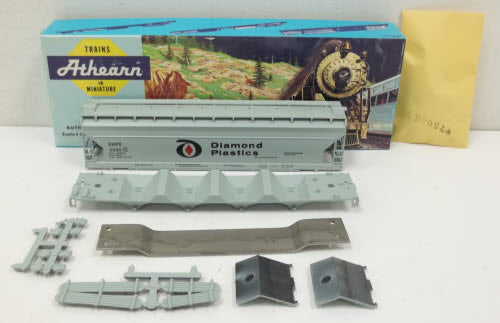 Athearn 1913 HO Diamond Plastics 55' ACF Centerflow Hopper Kit