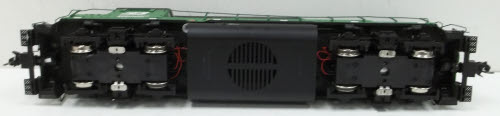 USA Trains 22458 G Burlington Northern GP30 Powered Diesel Locomotive #2225