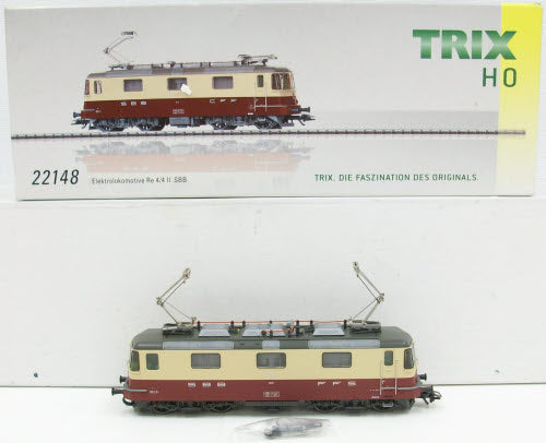 【TRIX】HO_22148 Trix 22148 SBB Class Re 4/4 II Electric Loco. – Trainz