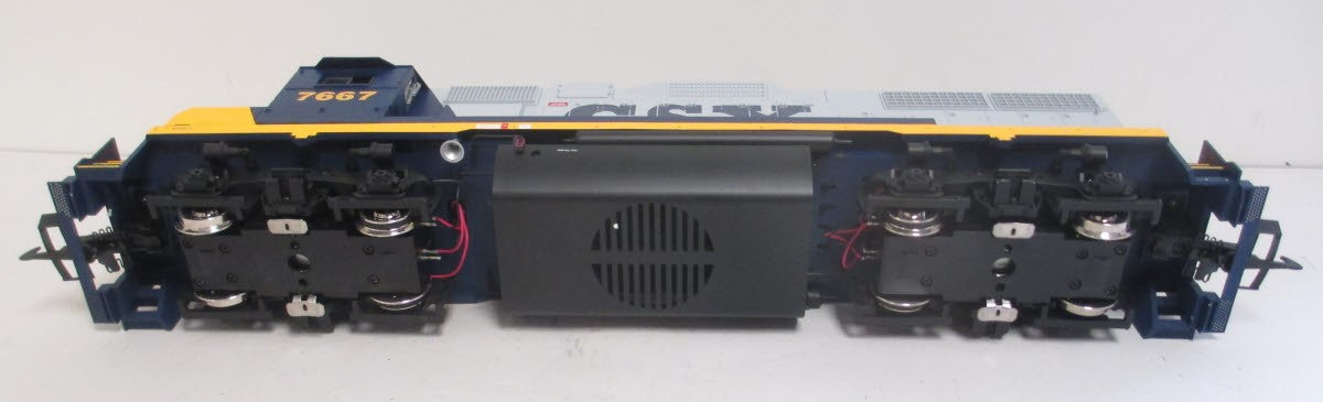 USA Trains R22203 G Scale CSX GP38-2 Diesel Locomotive #7667