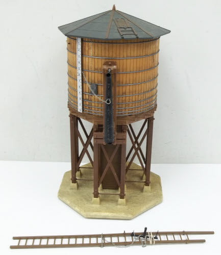 Pola 923 G Scale Water Tower Building Kit