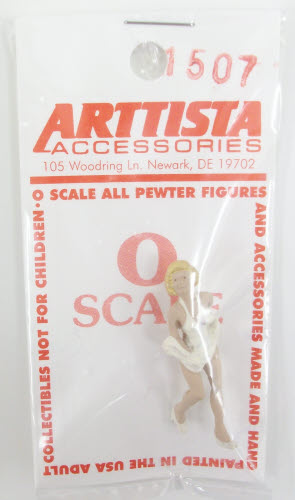 Arttista 1507 O Woman with Dress Blowing Up Figure