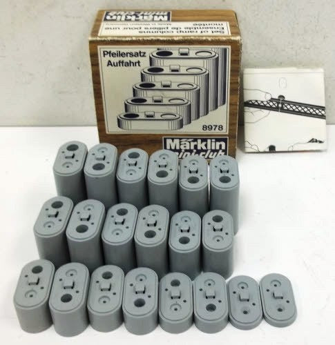 Marklin 8978 Z Approach Ramp Pillar Set (Set of 10)