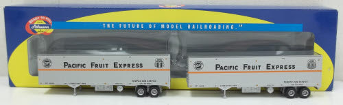 Athearn 70488 Pacific Fruit Express PFE 40 Trailers #120136/120169