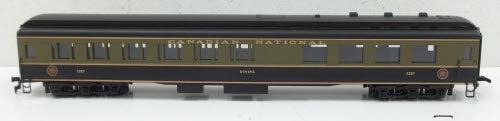 IHC 49103 HO Scale Canadian National Heavyweight Diner Passenger Car #1327