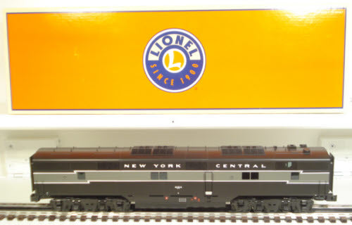 Lionel 6-24583 NYC E7 Powered B-Unit Diesel Locomotive #4104