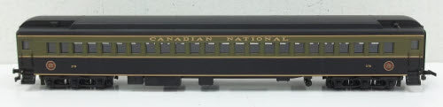 IHC 49101 HO Scale Candian National Heavyweight Coach Passenger Car #370