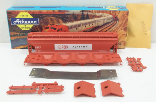 Athearn 1903 HO DuPont 55' ACF Centerflow Hopper Plastics