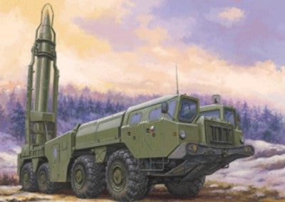 Hobby Boss Models 82939 1:72 9P117M1 Soviet Launcher with R17 Rocket