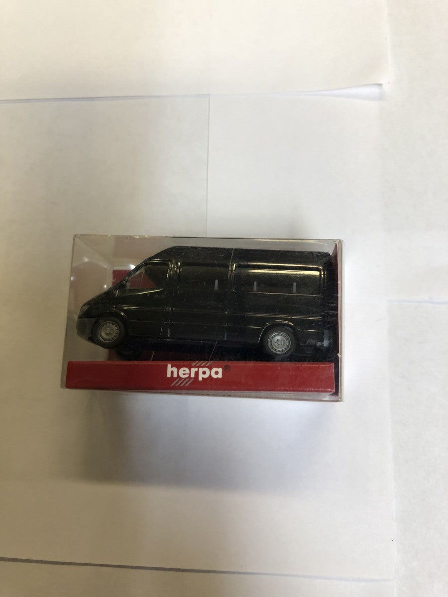 Herpa 044677 HO Mercedes-Benz Sprinter Mini Bus