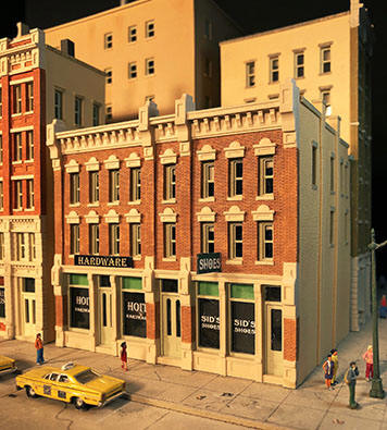 Lunde Studios 16 N Brother's Block Building Kit