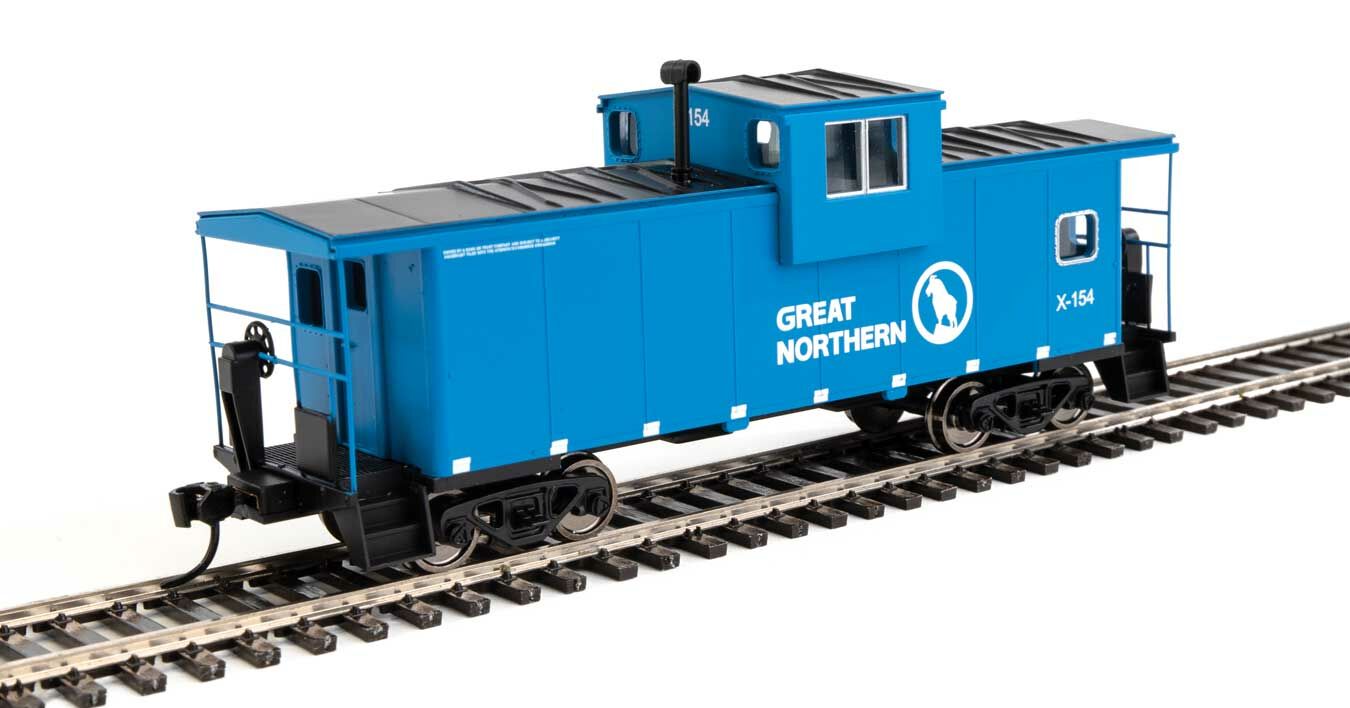 Walthers 910-8717 HO GN International Extended Wide-Vision Caboose RTR #X-154