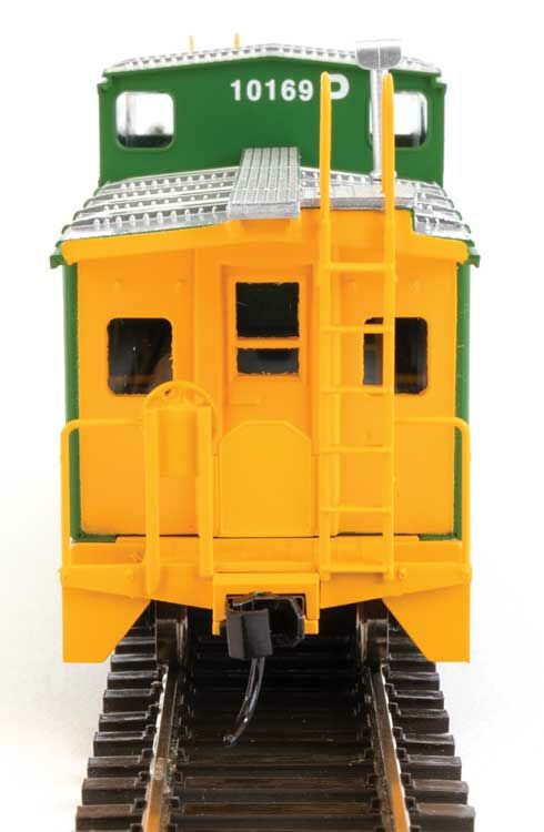 Walthers 910-8763 HO BN International Wide-Vision Caboose Ready to Run #10169