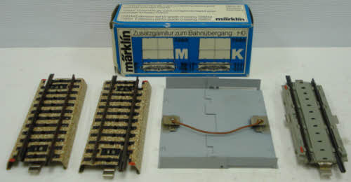 Marklin 7293 Extension Set for Grade Crossing 7292M
