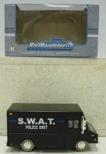 Lionel 6-21552 O RailRoadster S.W.A.T. Team Step Van