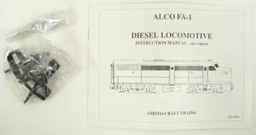 Aristo-Craft 22021 G Chicago & North Western Alco FA-1 Diesel Locomotive