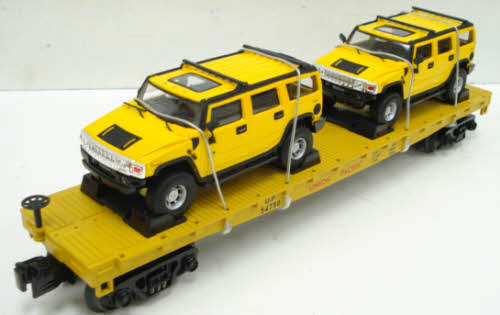 MTH 30-76271 O Gauge Union Pacific Flatcar w/ 2 Yellow H2 Hummers