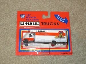 IHC 1-30 HO New Jersey U-Haul 26' Moving Truck