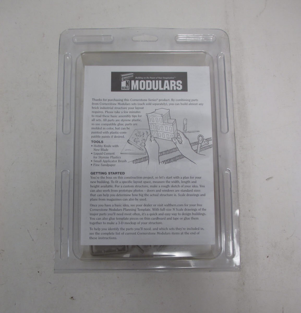 Walthers 933-3283 N Cornerstone Modulars Foundation & Loading Docks Kit