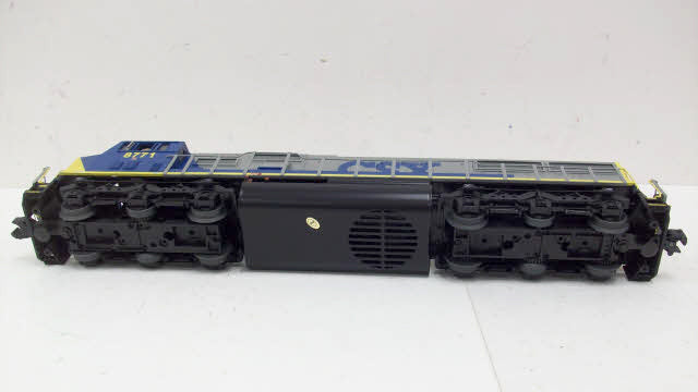 MTH 20-2764-3 CSX SD60M Non-Powered Diesel Engine #8771