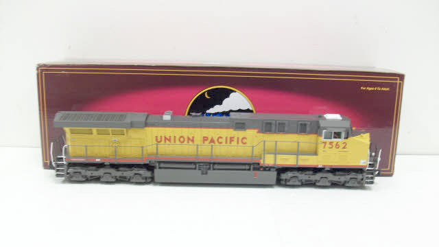 MTH 20-2835-3 Union Pacific AC6000 Non-Powered Diesel Engine #7562