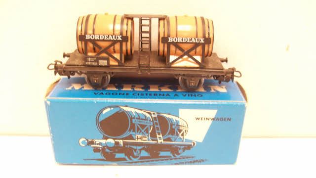 Marklin 4510 HO Scale Bordeaux Wine Wagon