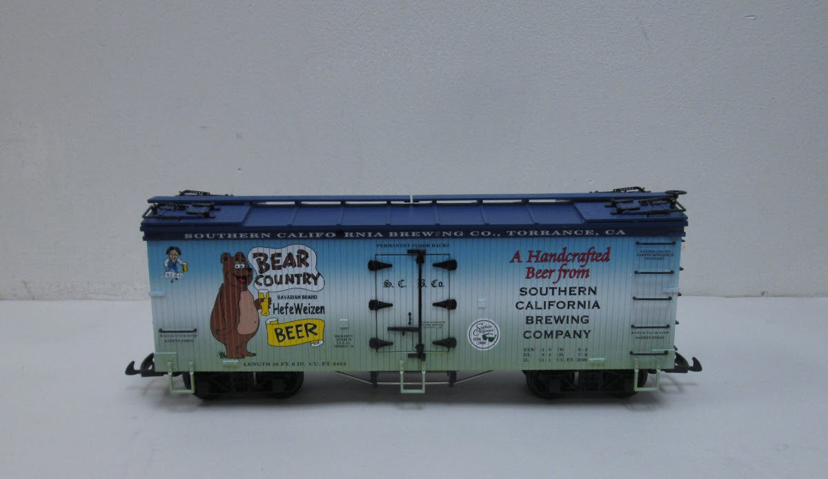 USA Trains R16419 G Scale Bear Country Beer Refrigerator Car