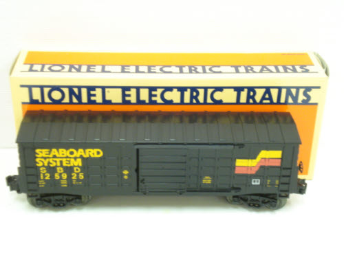 Lionel 6-15001 Seaboard Waffle-Side Boxcar