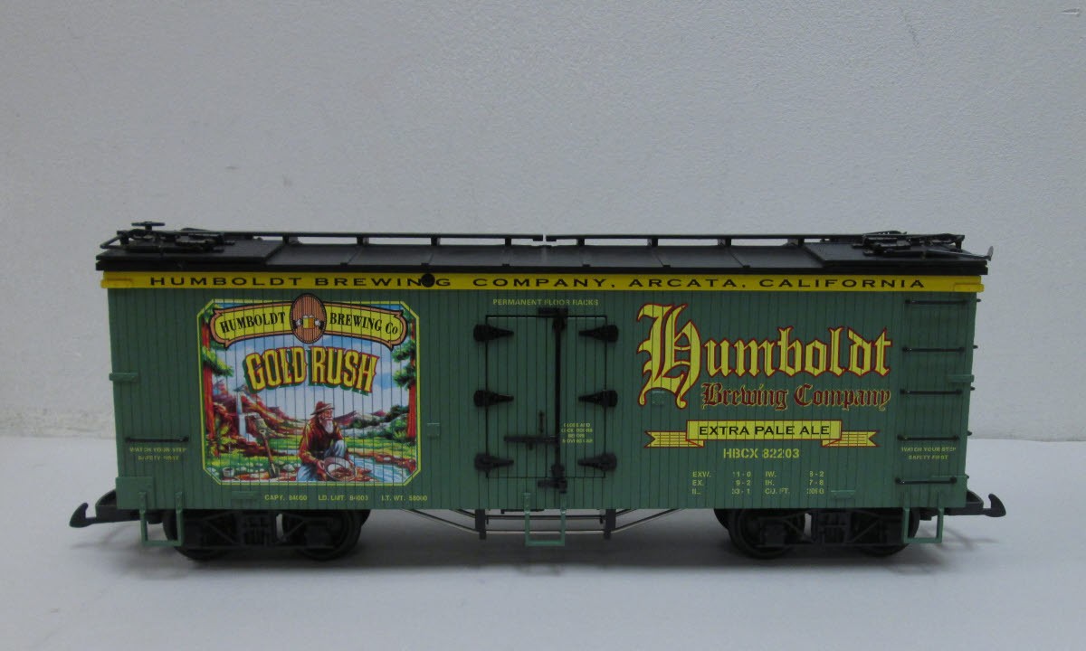 USA Trains R16400 G Scale Gold Rush Pale Ale Refrigerator Car