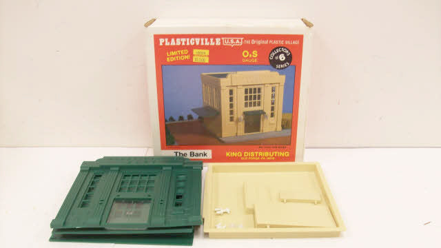 Bachmann 0700 O-S Plasticville Bank Kit Limited Edition