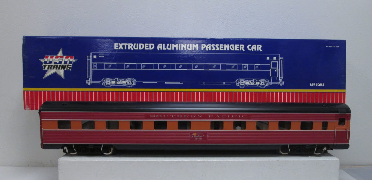 USA Trains R31095 Southern Pacific Daylight Sleeper #2 w/Metal Wheels