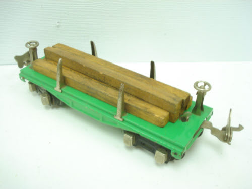 Lionel 651 Vintage O Prewar Flatcar with Stakes