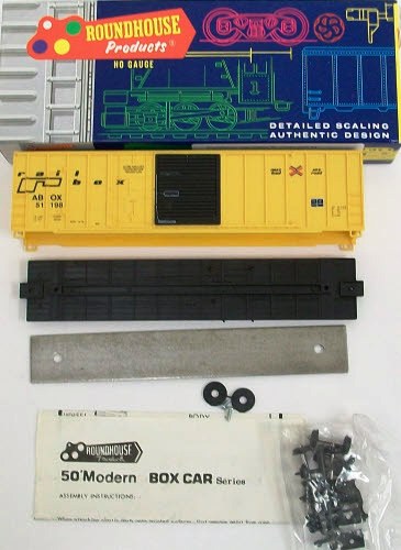 Roundhouse 1938 HO 50' FMC Railbox 95' Combo-Door Boxcar Kit