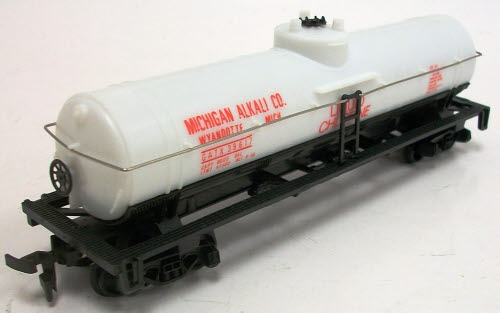 Model Power 8033 HO Scale Michigan Alkali Co. 40' Tank Car