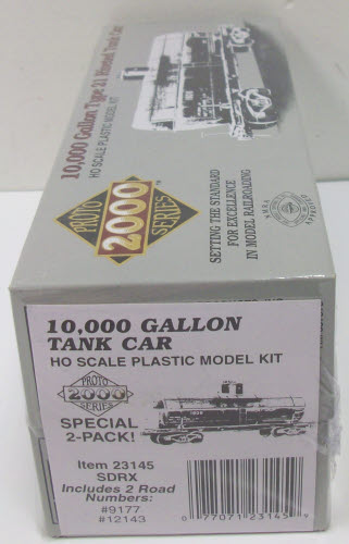 Proto 2000 23145 HO Scale SDRX 10,000 Gallon Riveted Tank Car Model Kit 2-Pack