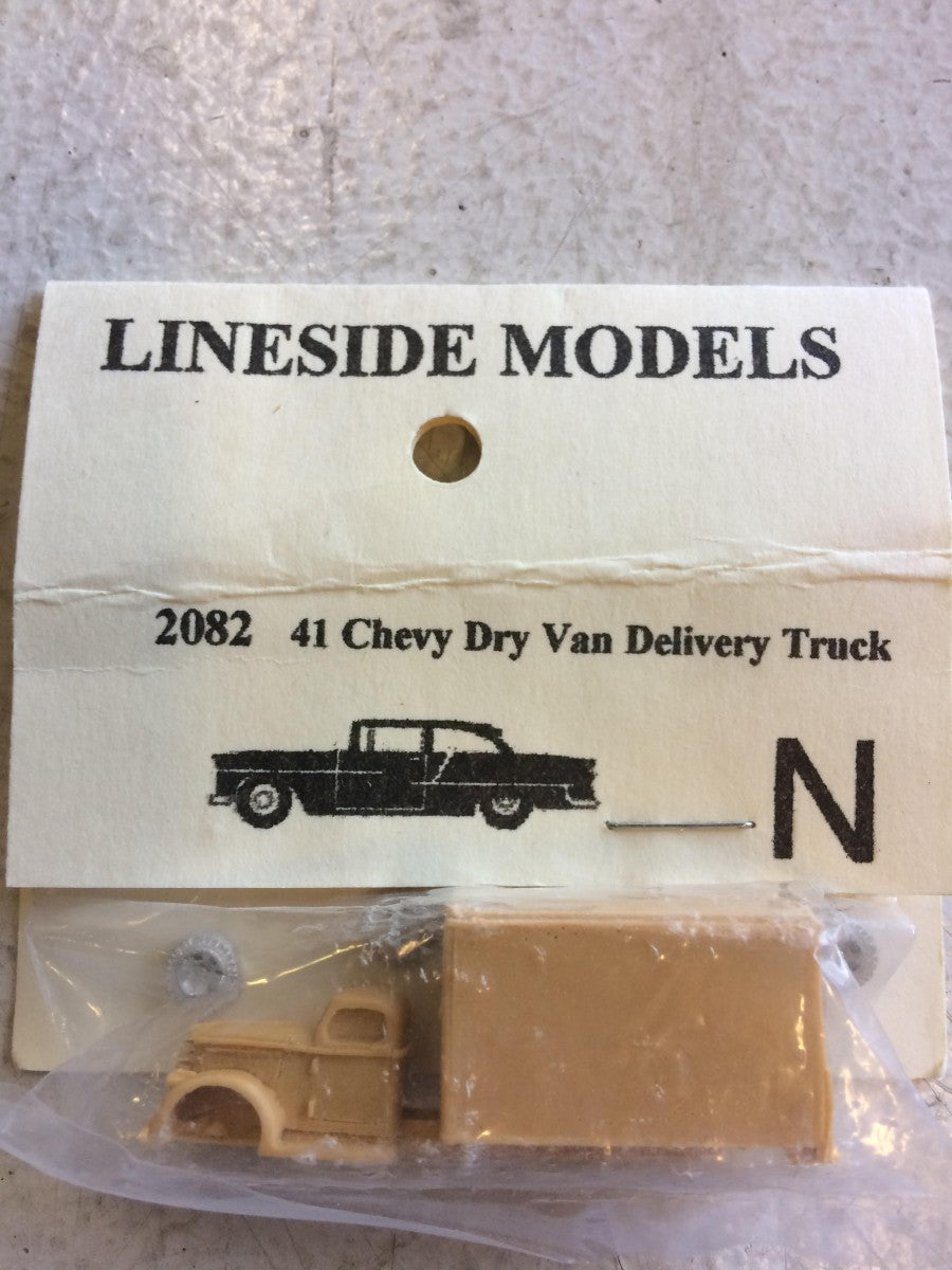 Lineside Models 2082 N Resin '41 Chevy Dry Van Delivery Truck