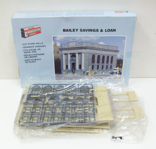 Walthers 933-3031 HO Bailey Savings & Loan Building Kit