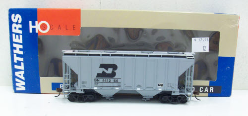 Walthers 932-5372 HO Burlington Northern 100 Ton Cement Covered Hopper #441266