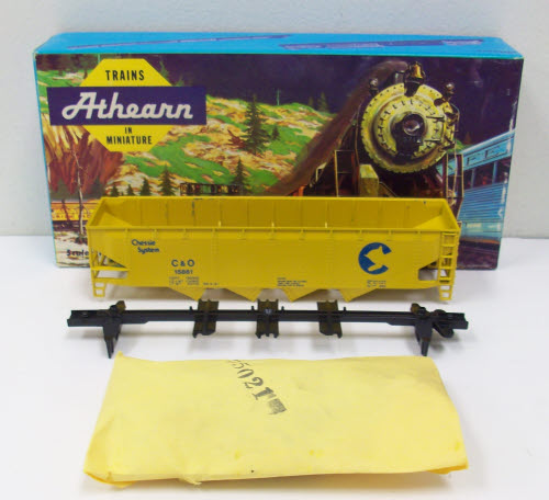 Athearn 1476 HO Chesapeake and Ohio Quad Hopper #15861