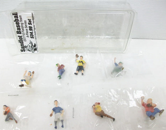 Sandlot Baseball EX1710 8-Piece Fielding Team Figures