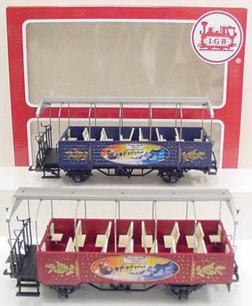 LGB 32253 G Christmas Sightseeing 2-Car Passenger Set