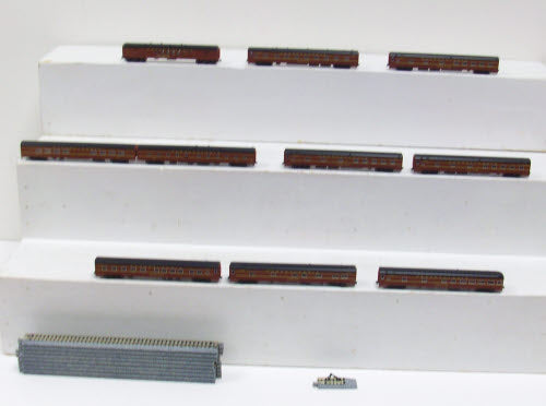 Kato 106-068 N Scale Pennsylvania Broadway Limited 10-Car Passenger Set