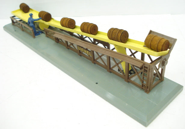 Lionel 362 Vintage O Operating Barrel Loader Ramp