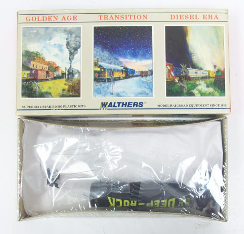 Walthers 932-5017 Deep Rock 6606 HO Tank Car #6608 Kit