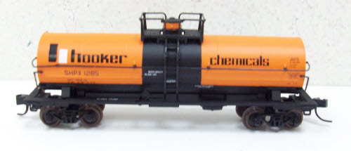 Atlas 43772 N Scale Hooker Chemicals Tank Car #1285