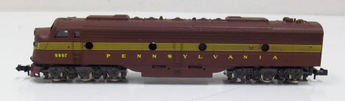Atlas 2103 N Scale Pennsylvania Railroad E8 Diesel Locomotive #5887