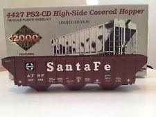 Life Like 21852 HO Atchison, Topeka and Santa Fe PS2-CD Hopper #4427 (Set of 4)