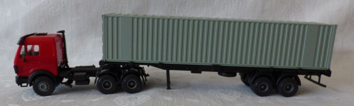 Kibri 10478 HO Mercedes-Benz Container Kit