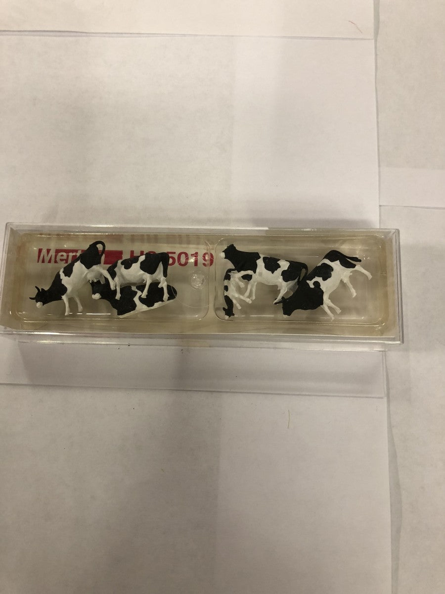 Merten 5019 HO Cows black/white 6/