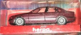 Herpa 031929 HO BMW 5 Series Sedan in Metallic Red